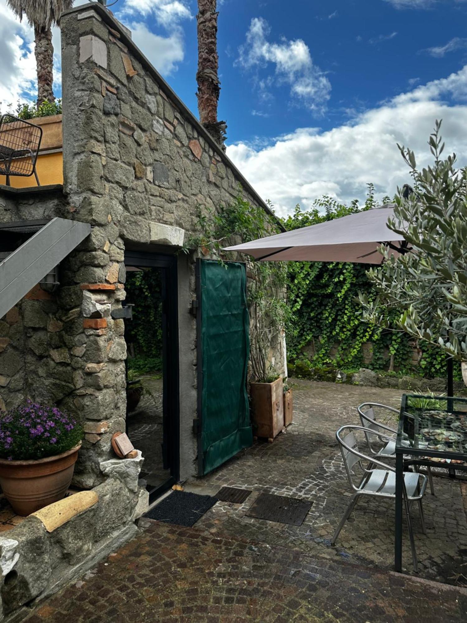 Borgo De' Paolis Apartment Grottaferrata Bagian luar foto